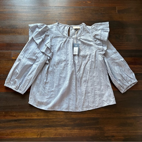 NWT Universal Thread Women’s Top! - Picture 1 of 8